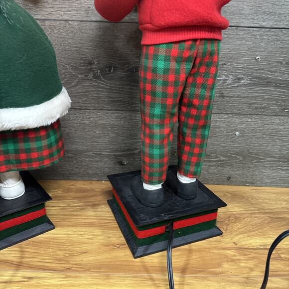 1993 Holiday Creations 24" Boy and Girl Christmas Animated Doll Figures Vintage - Picture 10 of 10